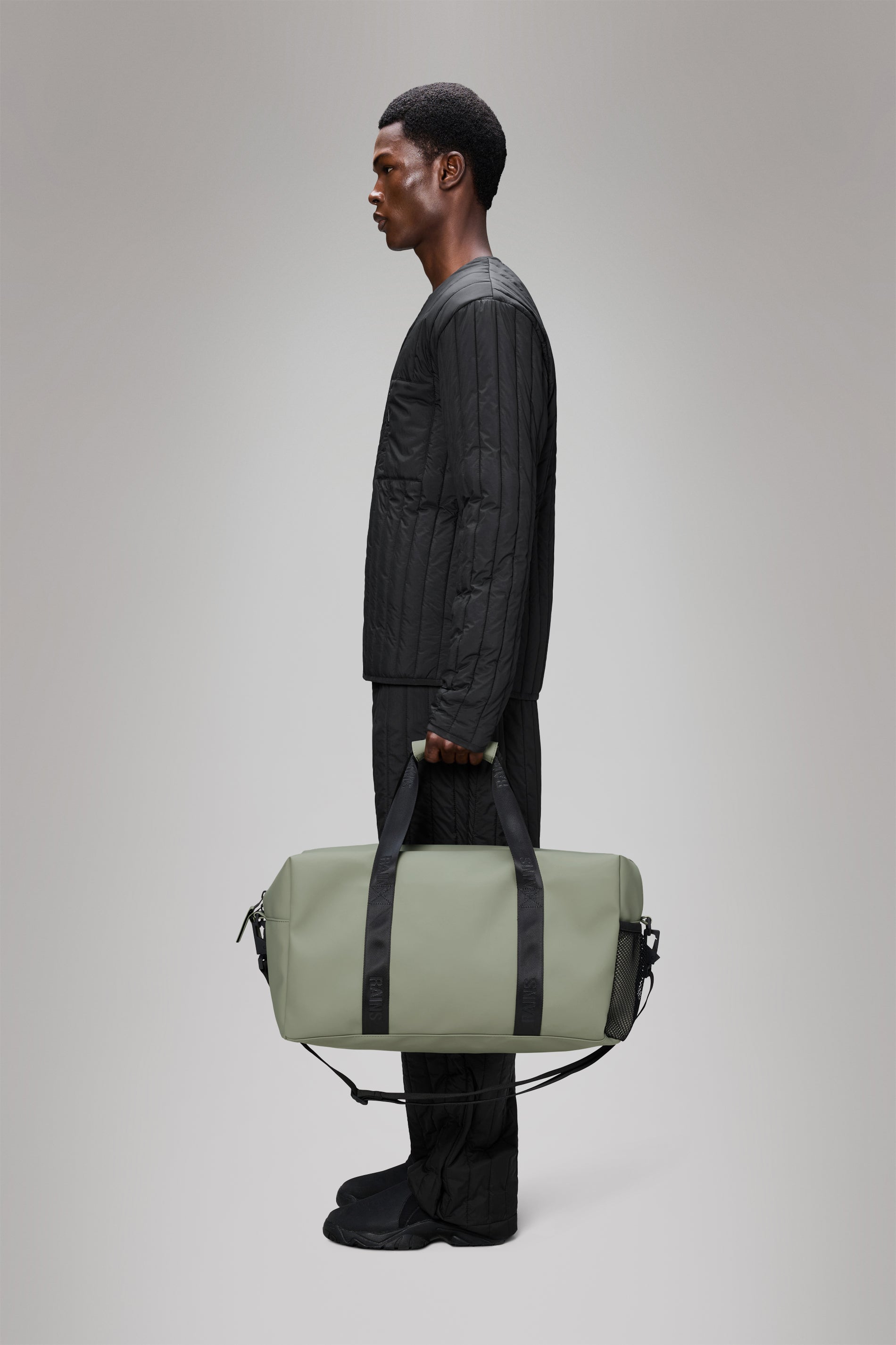 RAINS Trail Gym Bag Drift 26L H25 x D22 x W48.50 cm Weekender